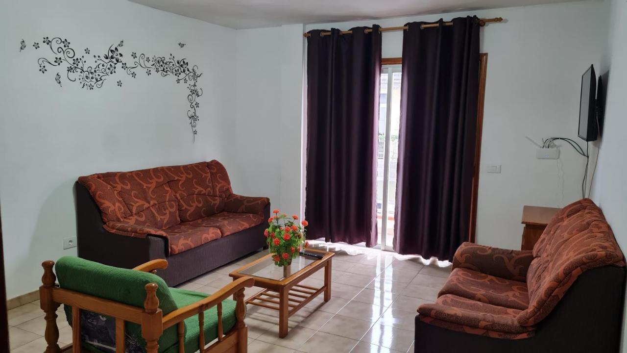 Apartamentos El Valle Frontera Exterior photo