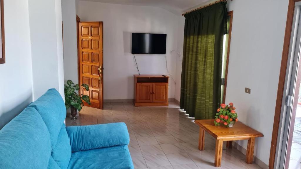 Apartamentos El Valle Frontera Exterior photo
